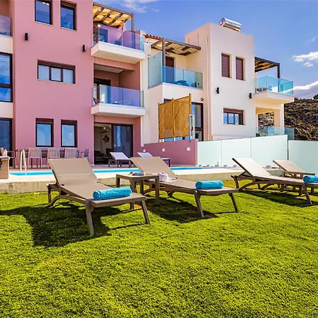 Mari Chania, With Private Ecologic Pool And Amazing View! 빌라