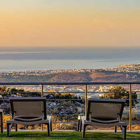 Mari Chania, With Private Ecologic Pool And Amazing View! 빌라 *