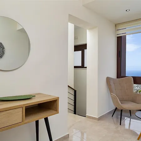 Mari Chania, With Private Ecologic Pool And Amazing View! * 하니아