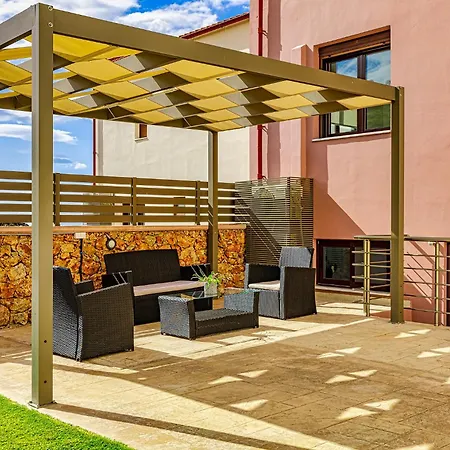 Villa Mari Chania, With Private Ecologic Pool And Amazing View!