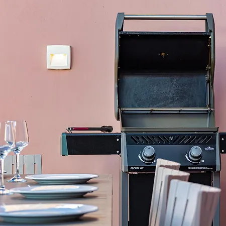 Mari Chania, With Private Ecologic Pool And Amazing View! Villa