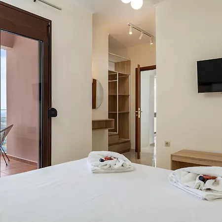 Mari Chania, With Private Ecologic Pool And Amazing View! *