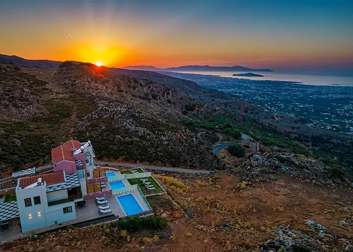 Mari Chania, With Private Ecologic Pool And Amazing View! Chania (Crete)