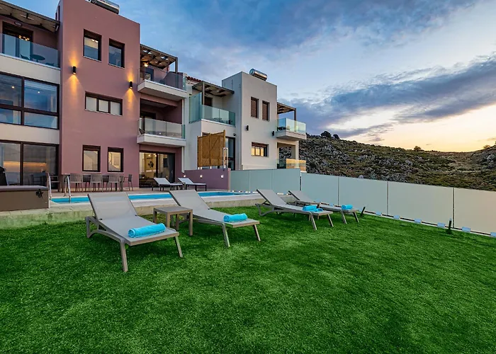 Mari Chania, With Private Ecologic Pool And Amazing View! Вилла