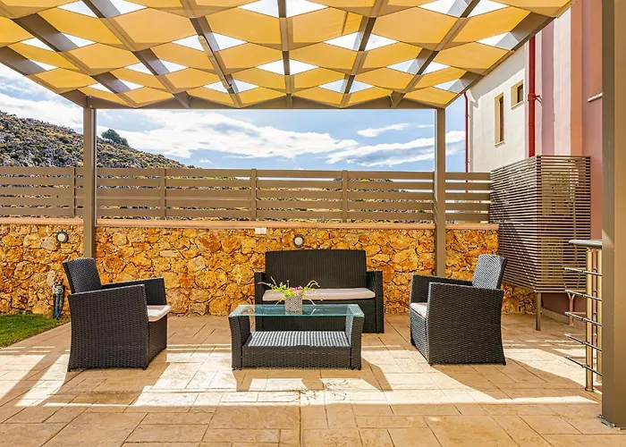 Mari Chania, With Private Ecologic Pool And Amazing View! Вилла Ханья