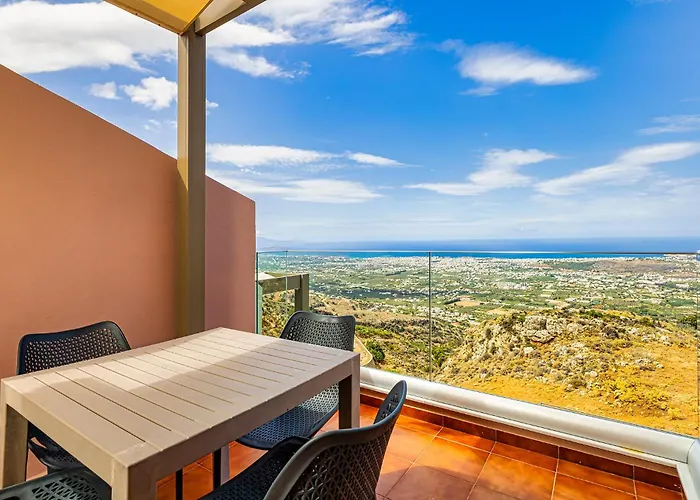 Mari Chania, With Private Ecologic Pool And Amazing View! Chania (Crete)