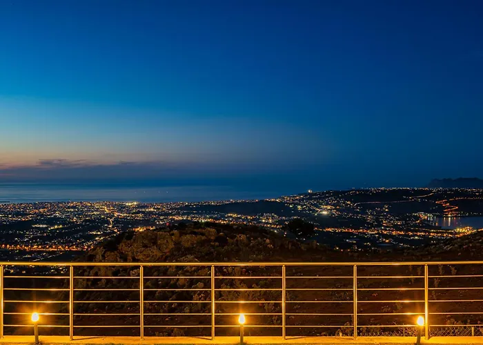 Mari Chania, With Private Ecologic Pool And Amazing View! Вилла