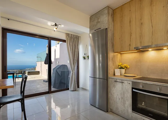 Mari Chania, With Private Ecologic Pool And Amazing View! Chania (Crete)