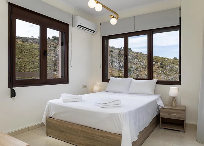 Mari Chania, With Private Ecologic Pool And Amazing View! Вилла *