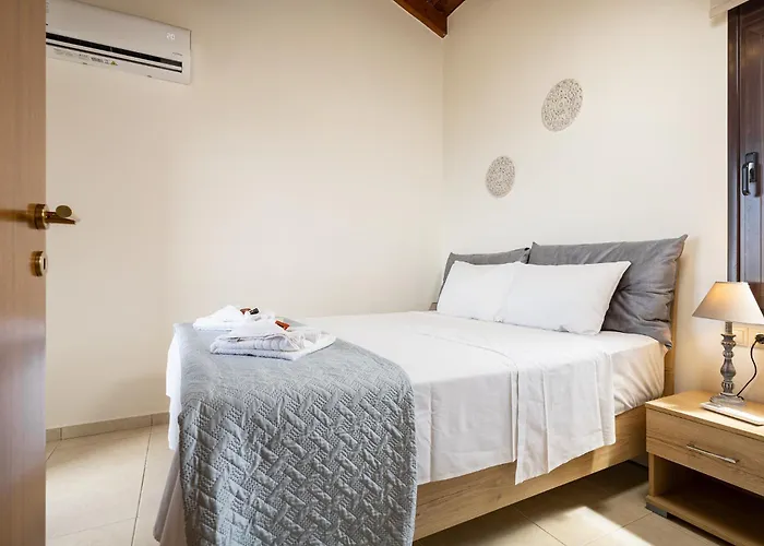 Mari Chania, With Private Ecologic Pool And Amazing View! Вилла Ханья