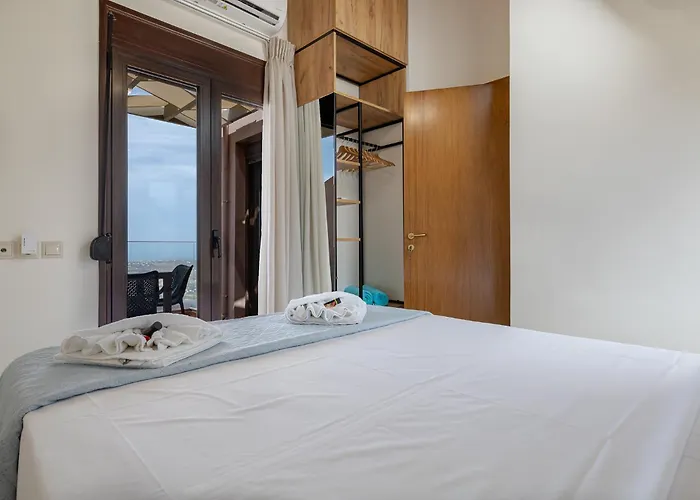 Mari Chania, With Private Ecologic Pool And Amazing View! *