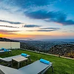 Mari Chania, With Private Ecologic Pool And Amazing View! Villa
