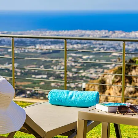 Mari Chania, With Private Ecologic Pool And Amazing View! 干尼亞