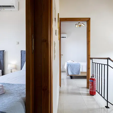 Mari Chania, With Private Ecologic Pool And Amazing View! * 干尼亞